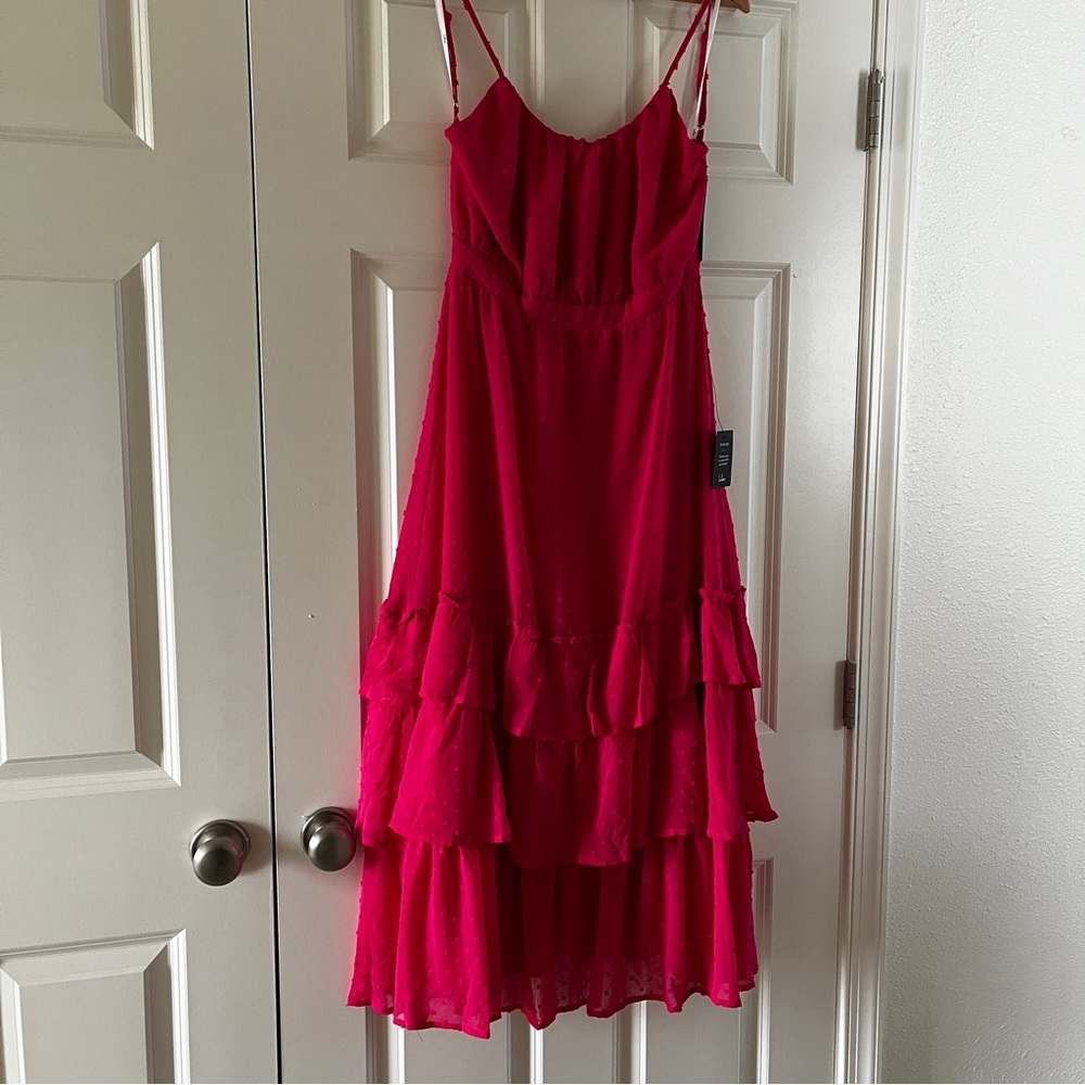 Lulu’s Tiers and Applause Hot Pink Dress